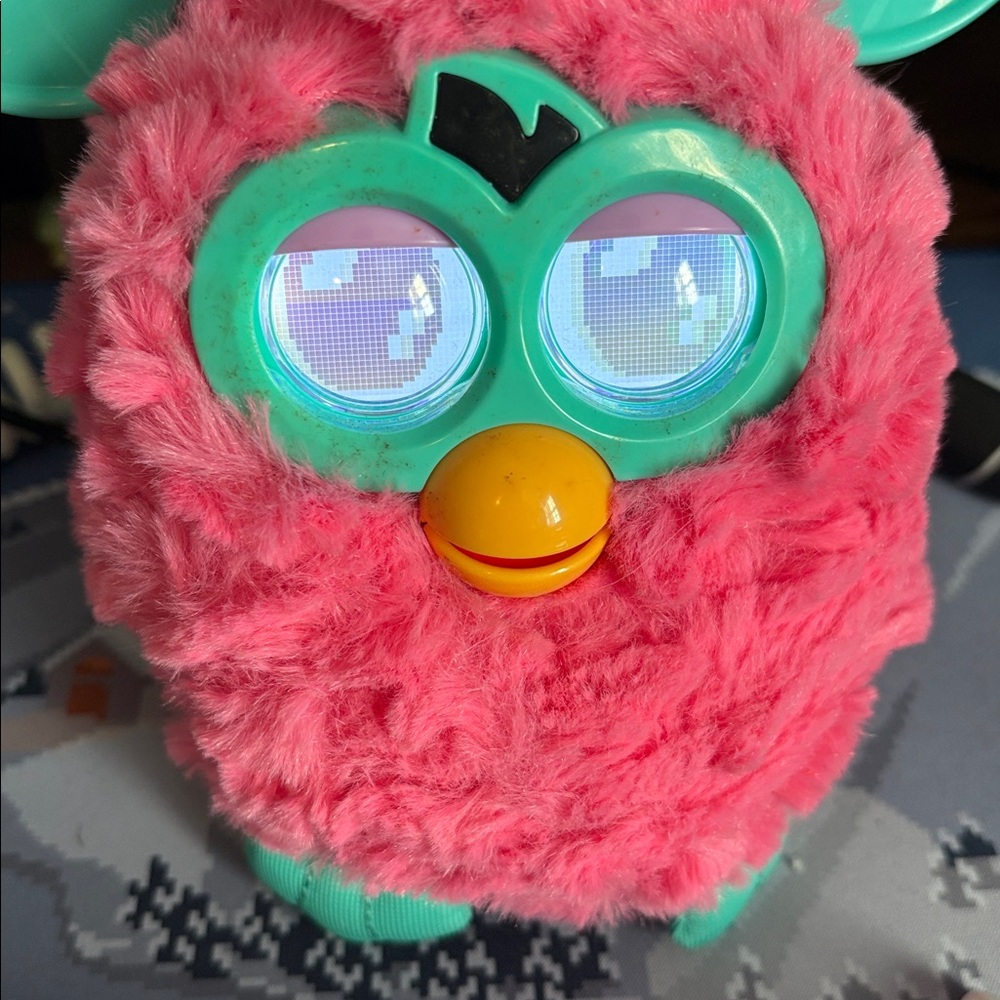 Hasbro Furby Red and Blue Interactive Toy - Picture 10 of 11